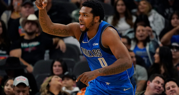Lakers Sign Sterling Brown To 10-Day Contract