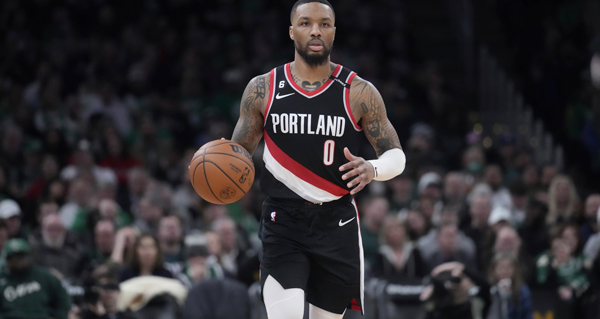 Damian Lillard's Agent Wants Blazers To Have 'Meaningful Negotiation With Miami'