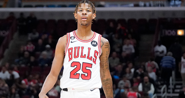 Bulls Exercise 24-25 Option For Dalen Terry